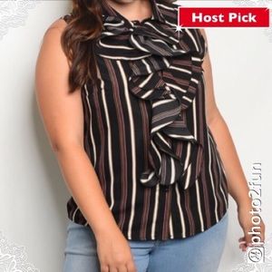 🌟 Plus Size Ruffle Front Top